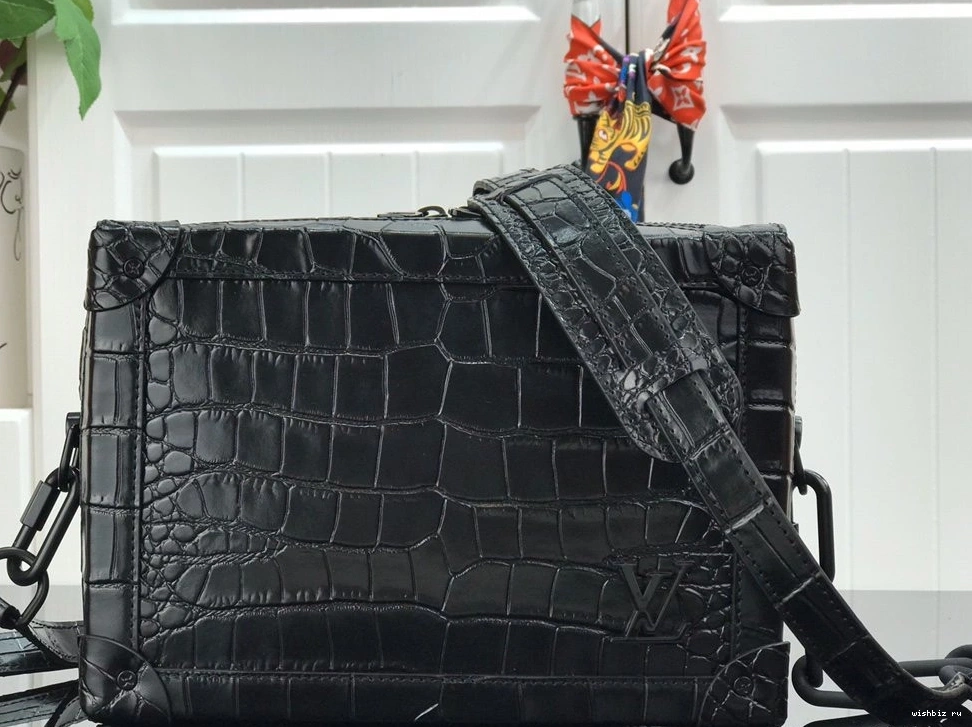 WIS SOFT LOUIS VUITTON TRUNK 0726